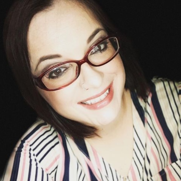 Meet your Posher, Kendra - Picture 1 of 1